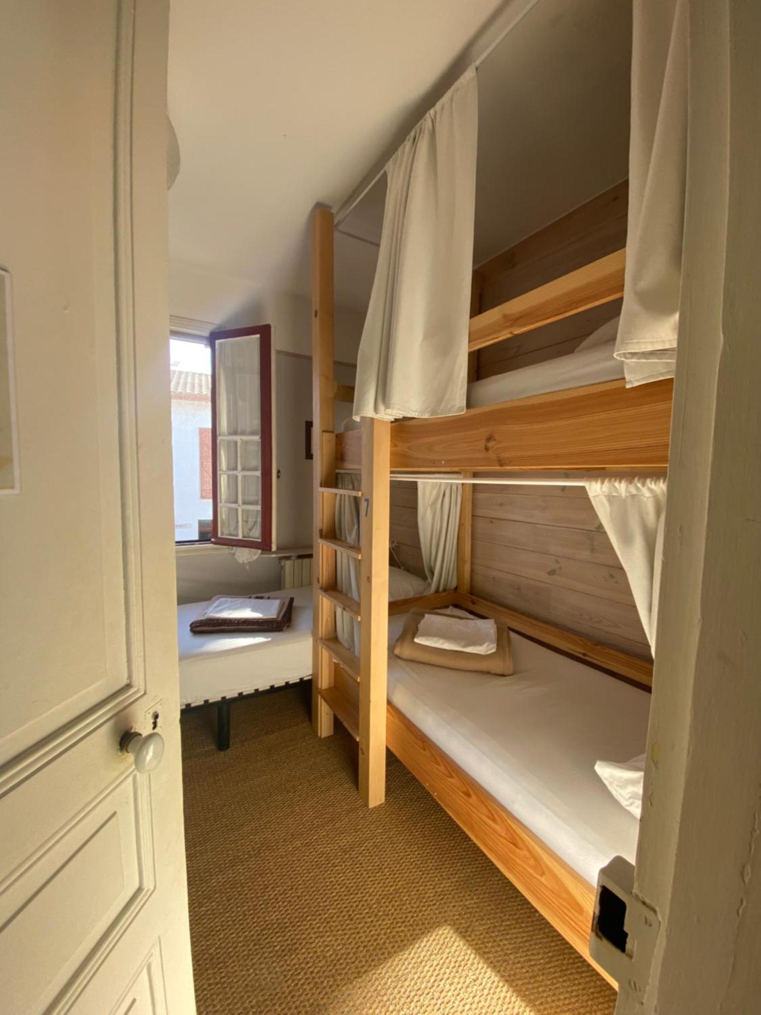 L'Escale Surf Hostel - Auberge De Jeunesse Guéthary Zimmer foto